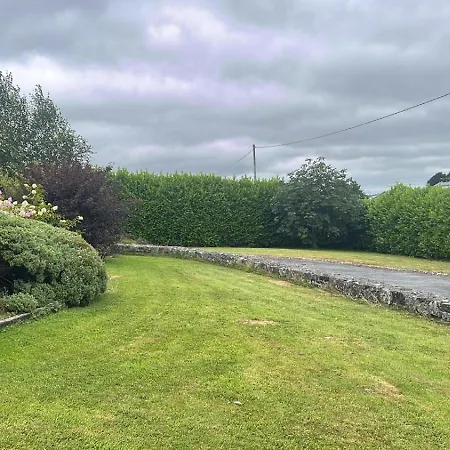 Stylish Family Holiday home Loughrea
